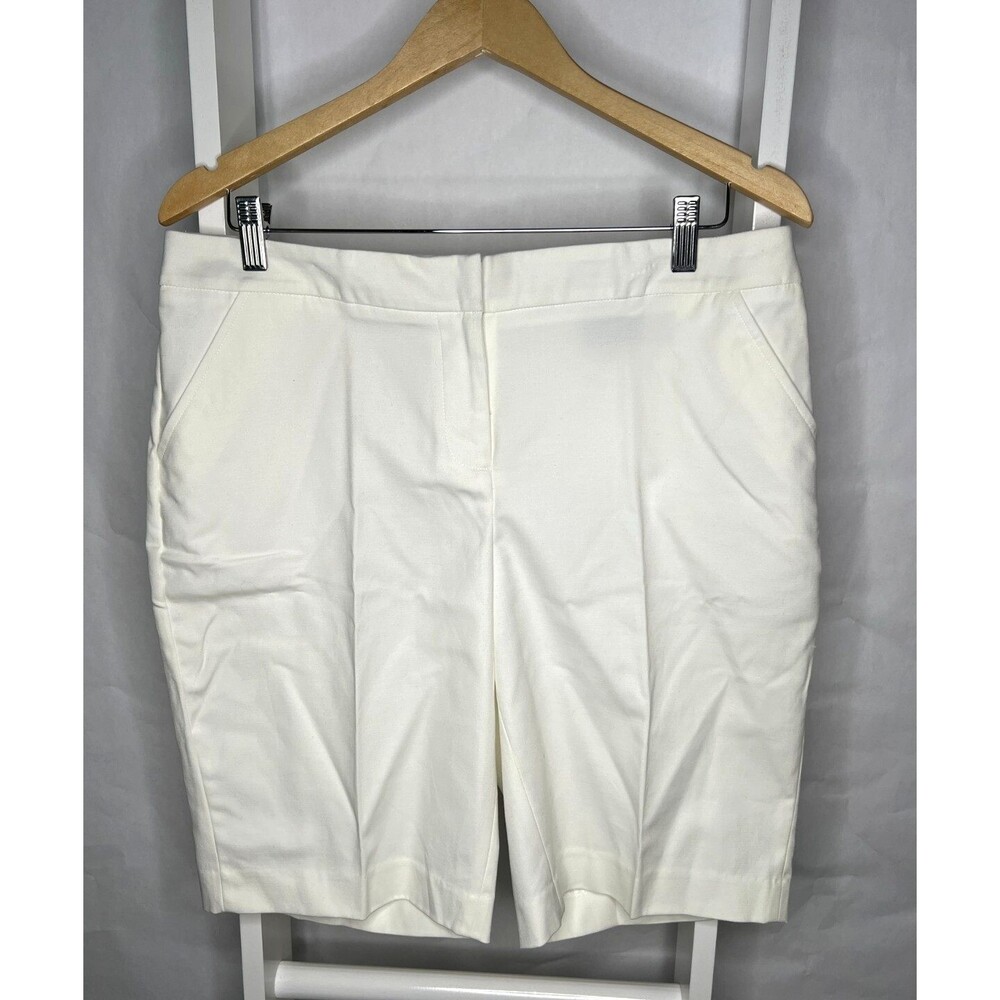 Rafaella White Bermuda Shorts NEW Womens 10 Curvy 10" Inseam Mid Rise Flat Front